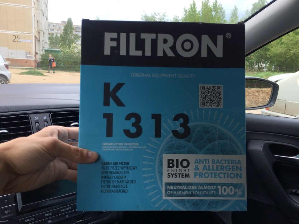 Замена салонного фильтра на 15000км — Volkswagen Polo Sedan, 1,6 л ...