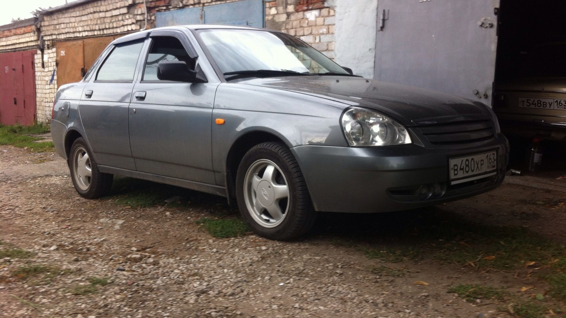 Lada Приора седан 1.6 бензиновый 2007 | Выстовочный экземпляр на DRIVE2