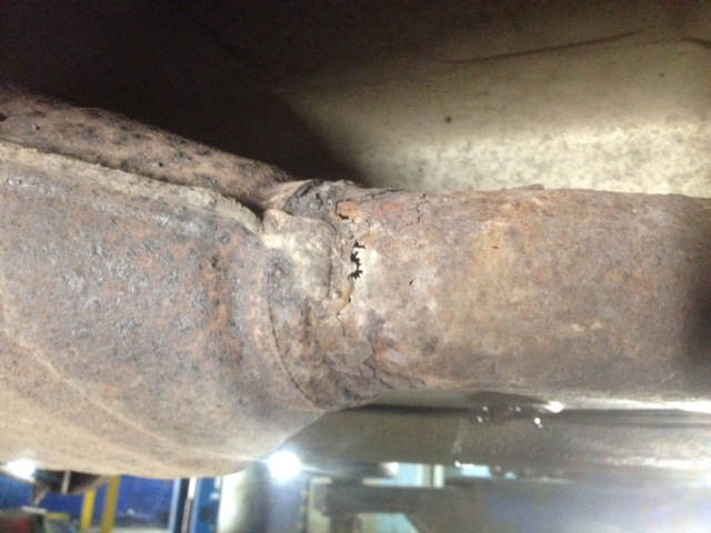 Обновил колесики, нашел откуда сечет глушитель — Peugeot 406, 2 л ...