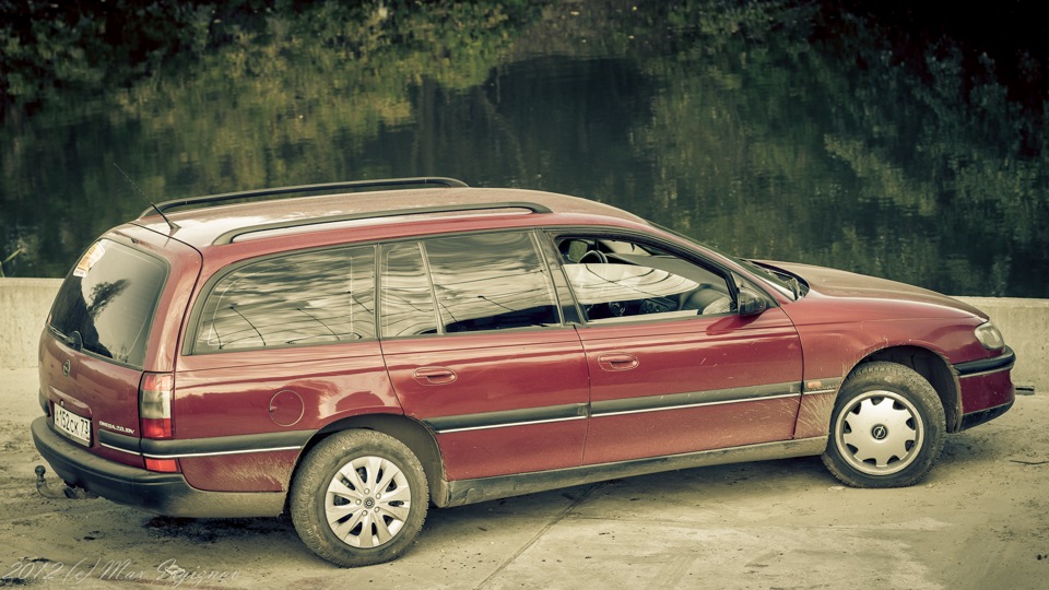 Универсал караван. Opel Omega Caravan 1990. Опель Омега Караван универсал 1998. Опель Омега Караван 2 1997. Opel Omega Caravan 1979 old.