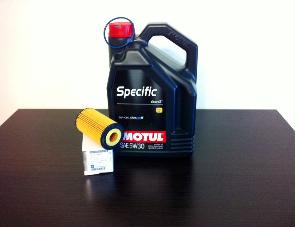 Motul specific 5w30. Motul specific dexos2 5w30. Мотюль 5w30 dexos2. Мотюль 5w30 дексос 2. Liqui Moly dexos2