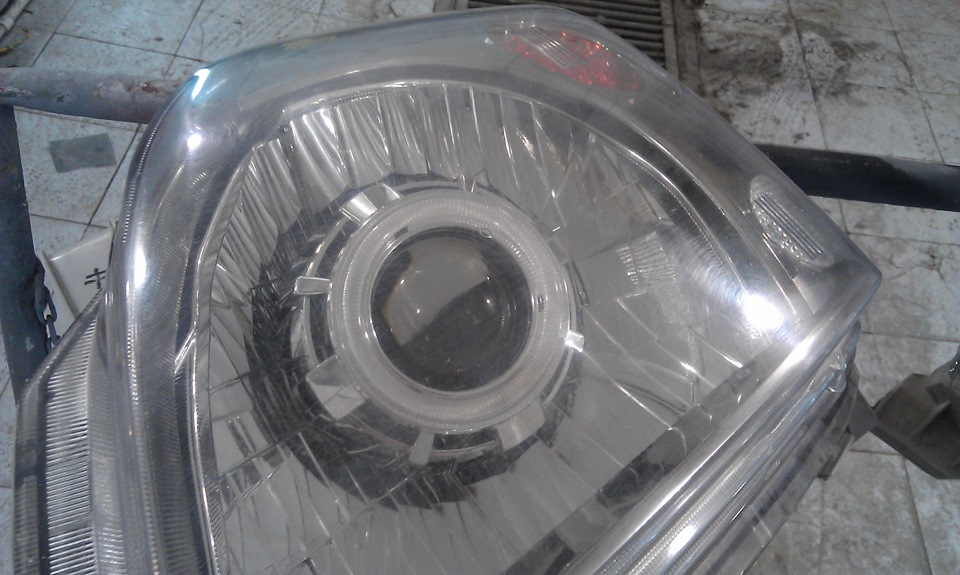 покрытие фар тoyota PRADO лаком с УФ защитой от выгорания: — DRIVE2