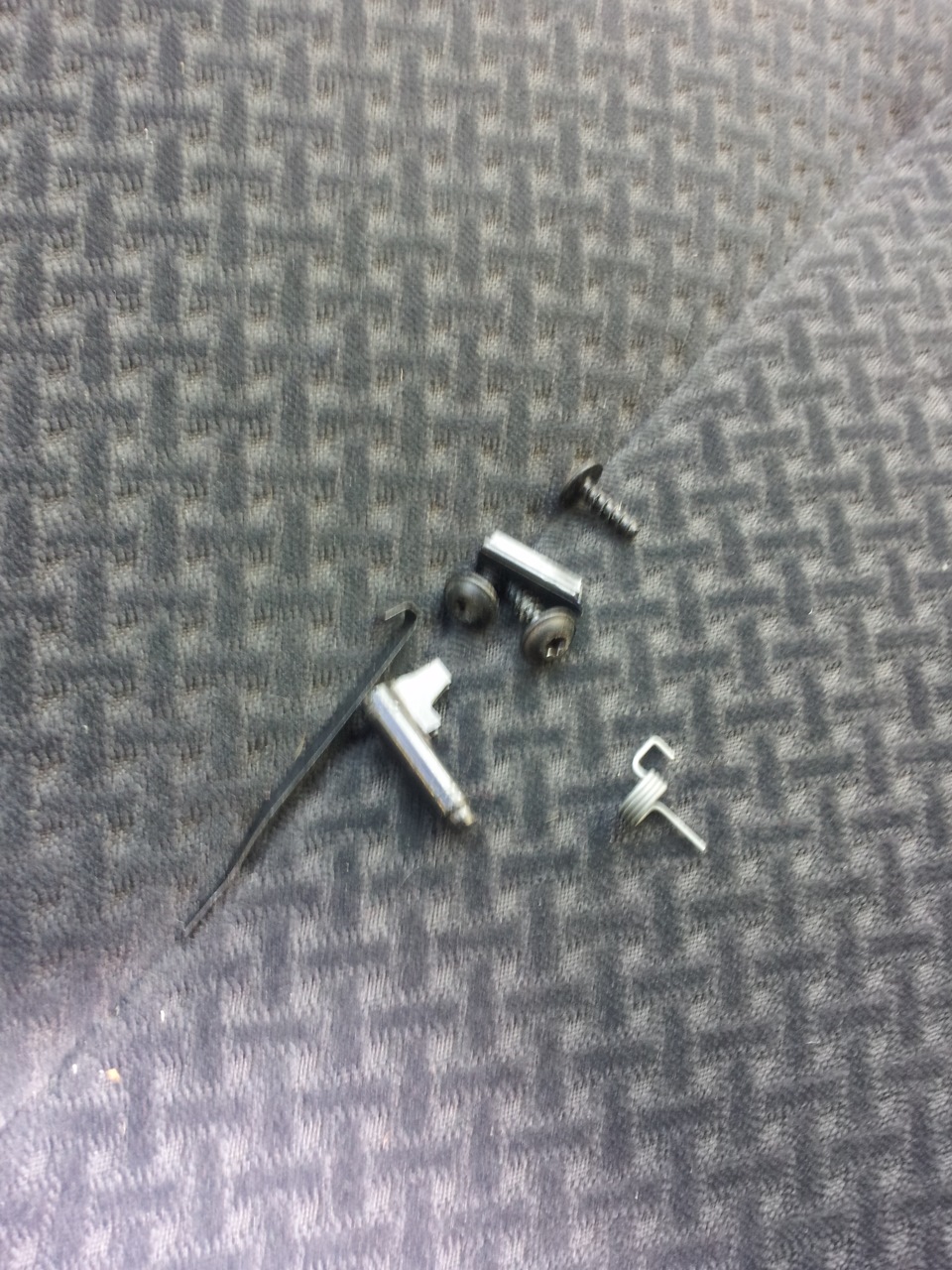 вот кучка деталек выпало :) — Ford Mondeo III