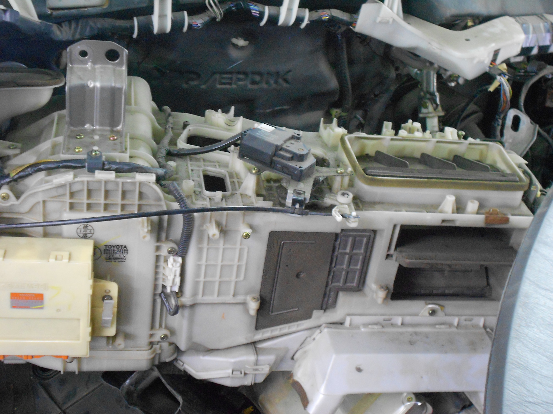 Купить Toyota 5590720350 (55907-20350) Тросик. Цены, быстрая доставка, фотографи