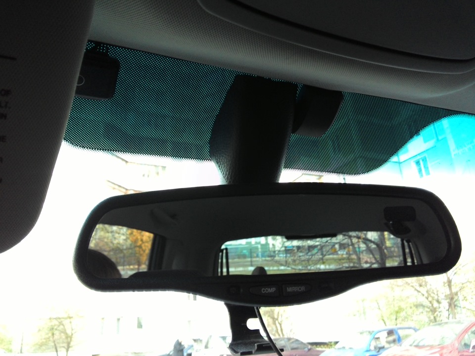 Установка зеркала с компасом и затемнением — DRIVE2
