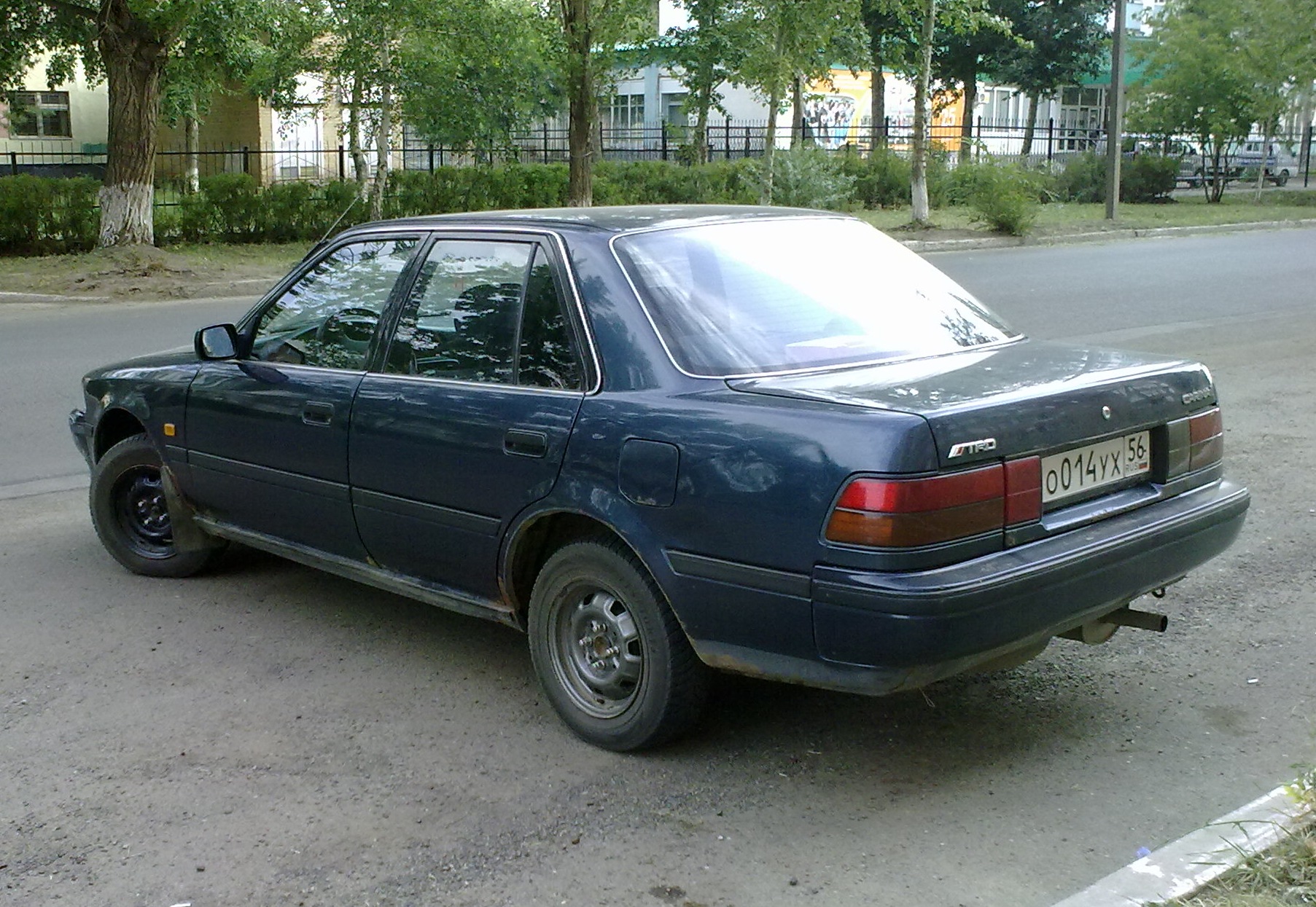 Carina 2. Carina II t170. Toyota Carina 2 t170.