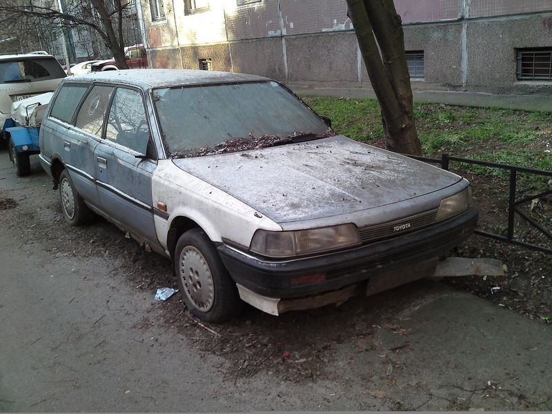 Брошенные автомобили в санкт петербурге