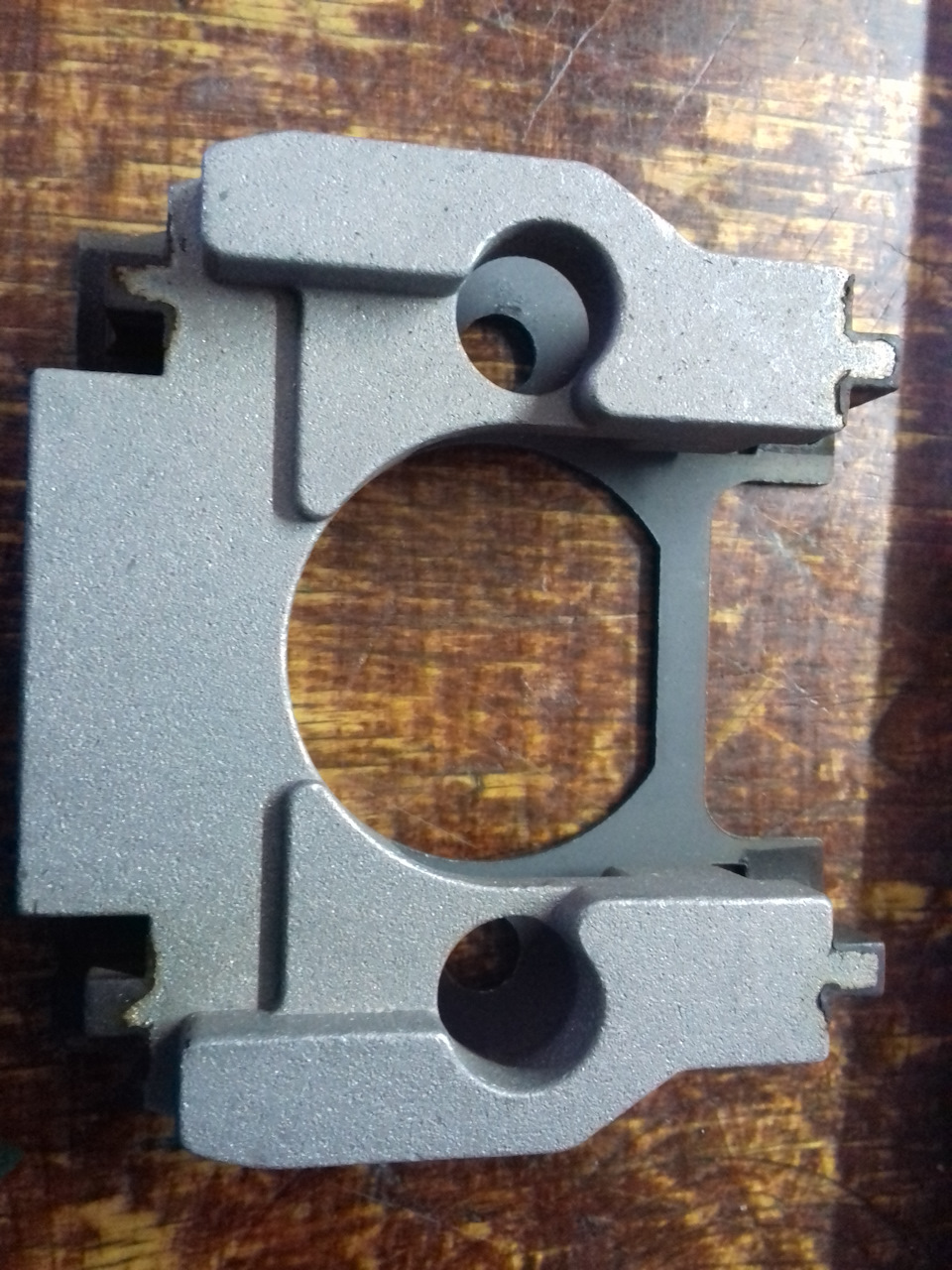 А как то давно на драйве кто то спрашивал для чего отверстия с резьбой в руле, ему ответили что это типа съёмник туда приворачивают для снятия руля, и я так думал, а тут посылка пришла с Польши — KIA Ceed (1G)