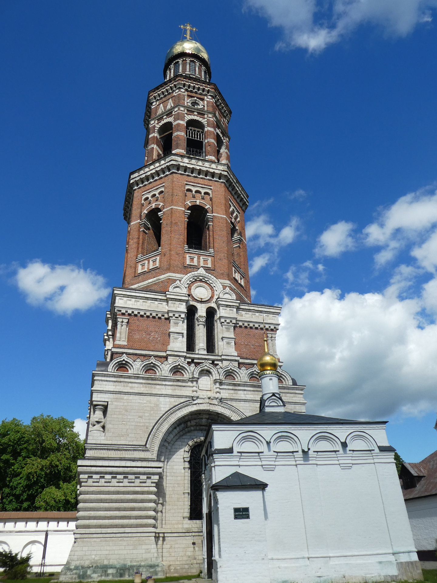 новоспасский монастырь колокольня. колокольня мужского монастыря тамбов. колокольня казанский богородичный мужской монастырь. ансамбль новодевичьего монастыря колокольня. тамбов колокольня казанского монастыря высота.