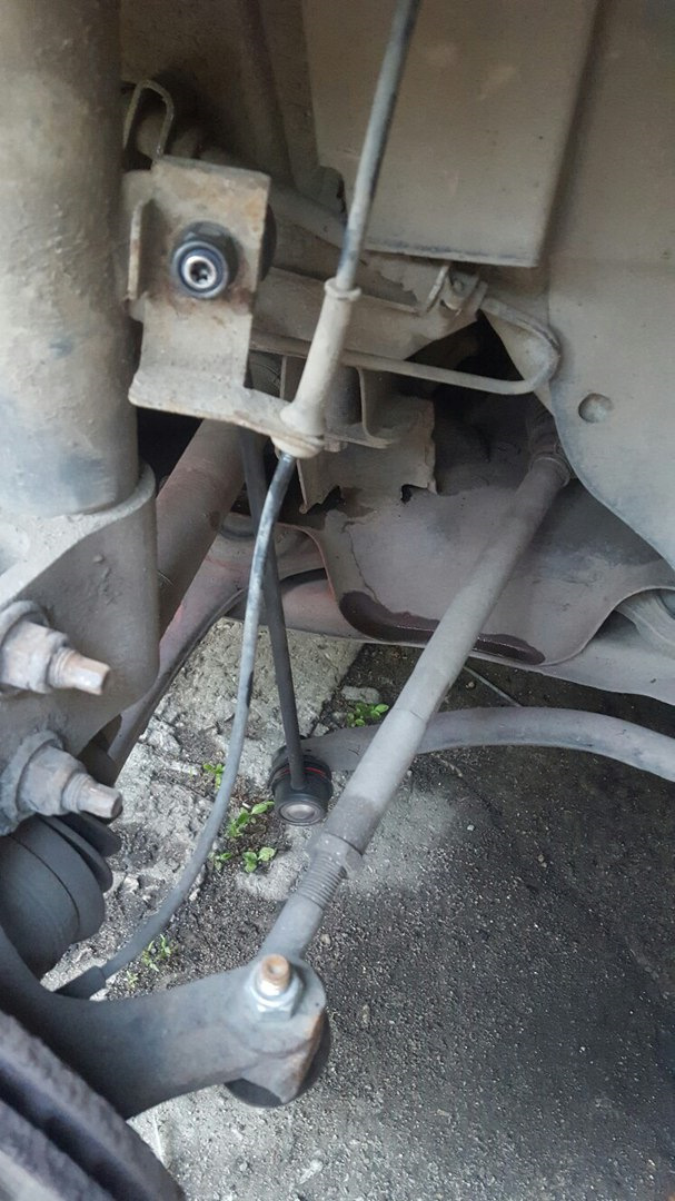 Стойки стабилизатора! Стук пропал урааа)))) — Peugeot 307, 1,6 л, 2003 ...