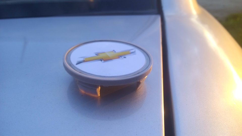 Наклейки на колпачки — Chevrolet Viva, 1,8 л, 2005 года | аксессуары ...