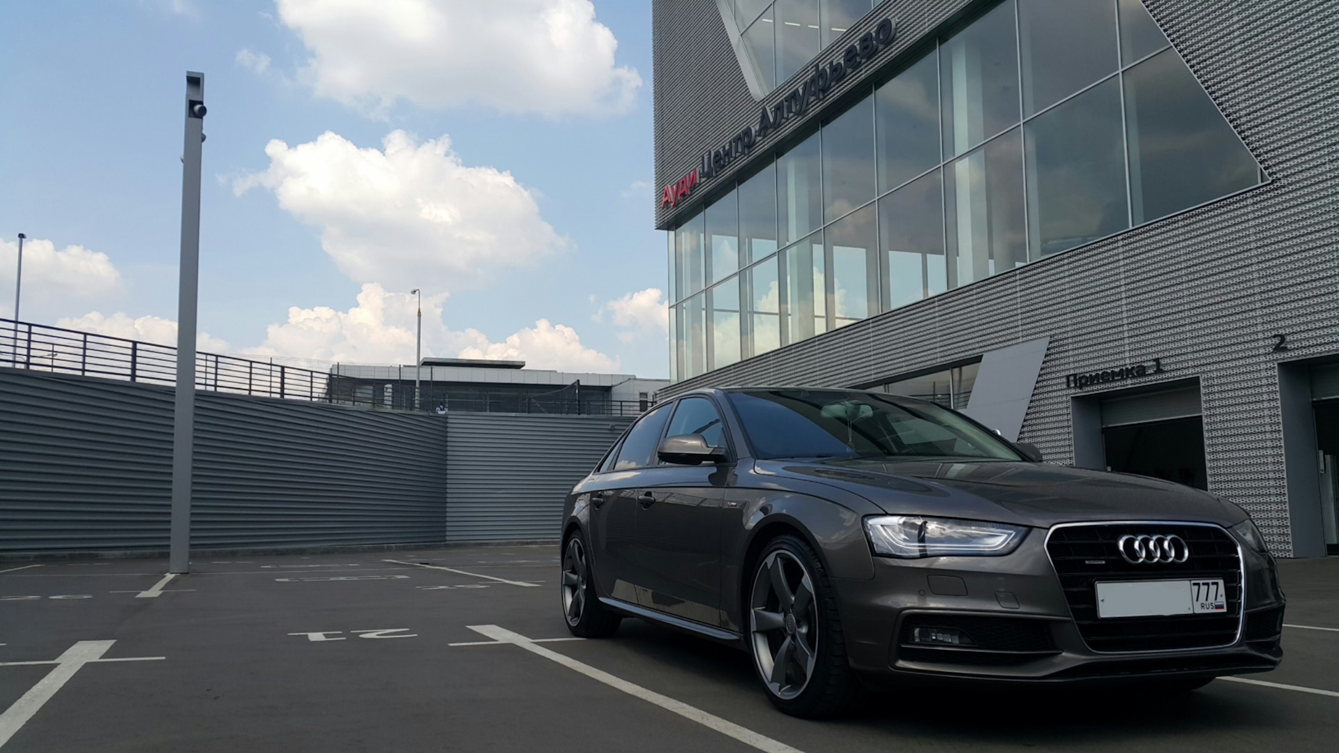 8. A4 b8 fl. Audi a4 b8 дорестайлинг. Audi a4 b8 2013. 4 stage 1 drive2.