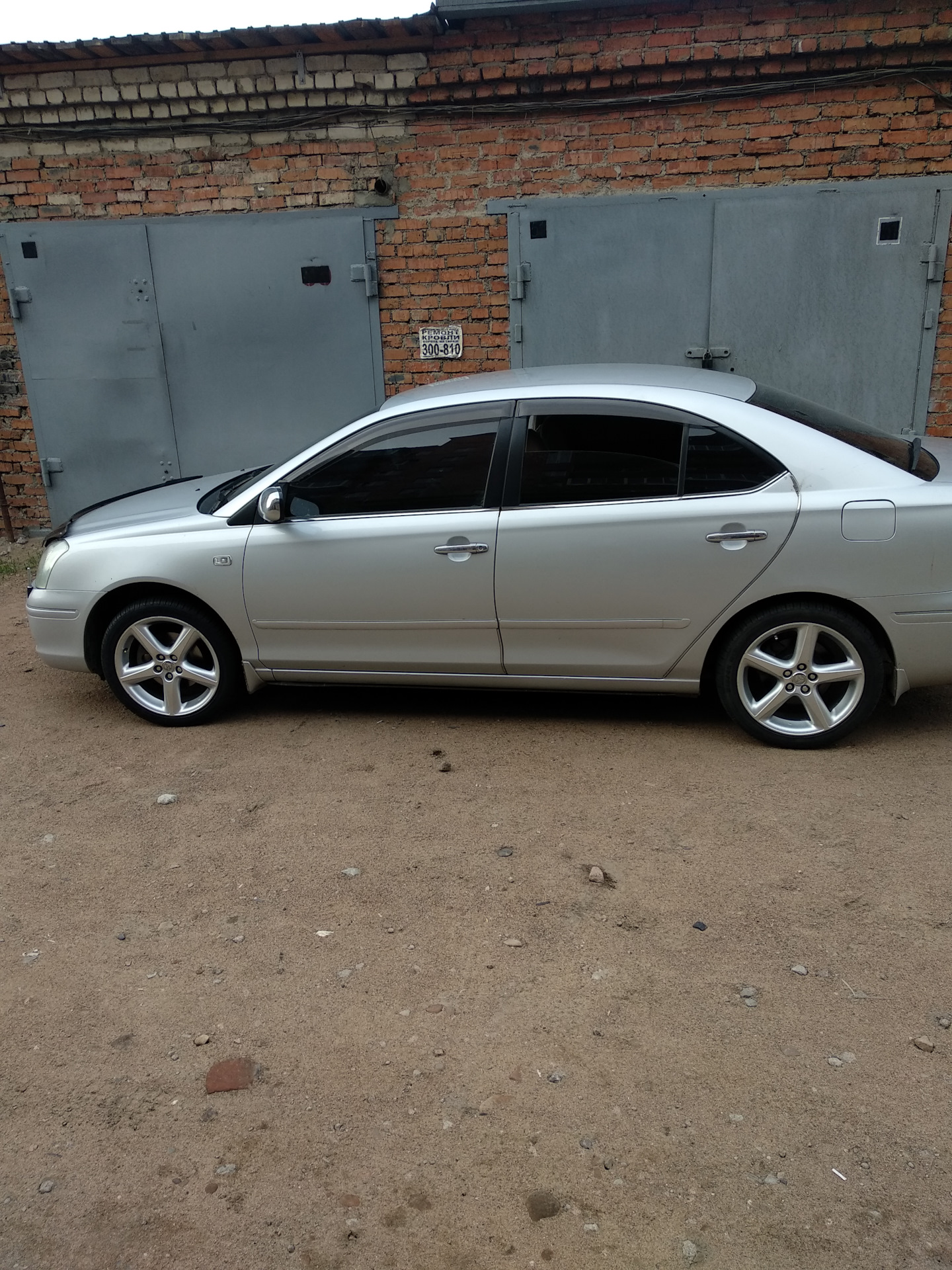 Toyota Premio 2003 r16