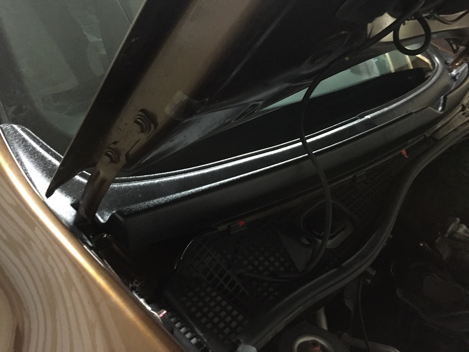 Установка Жабо Reno duster — DRIVE2