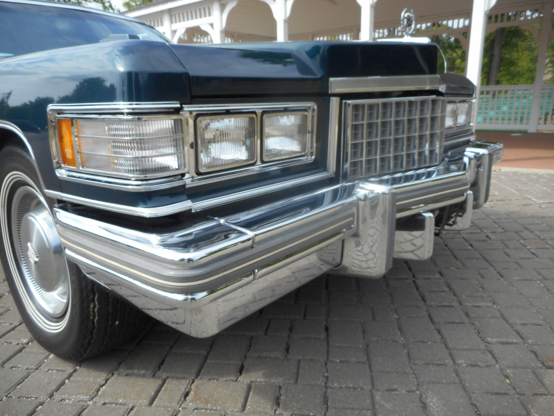 Cadillac Fleetwood Brougham 1976