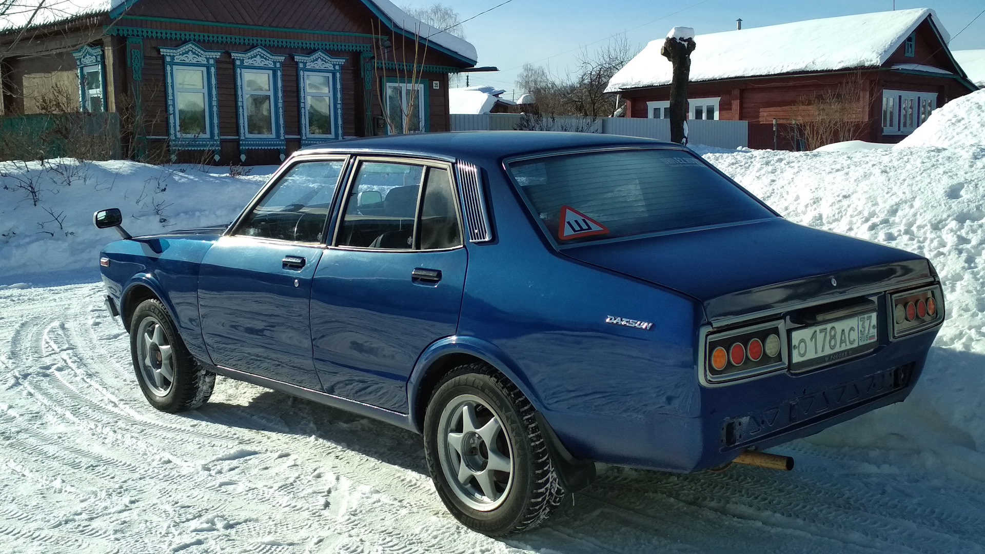 Datsun год выпуска 1978 года