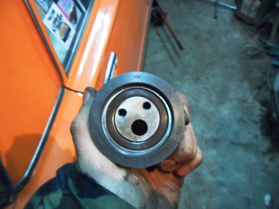 Натяжной ролик… — Lada Приора седан, 1,6 л, 2007 года | расходники | DRIVE2