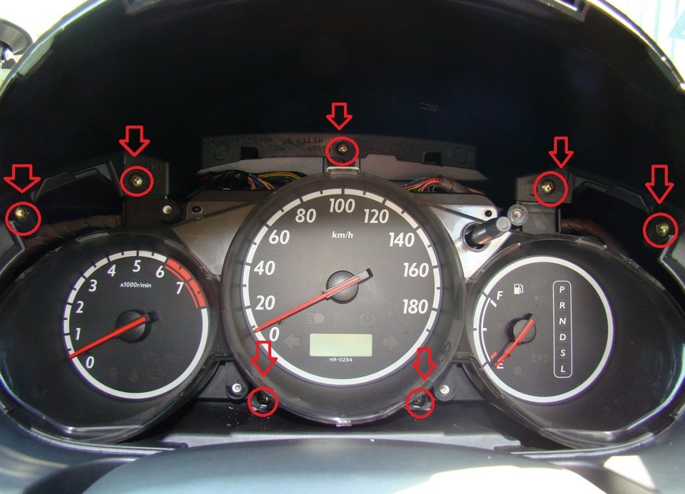 Снятие и разборка панели приборов Honda Fit - Honda Fit (1G), 1,3 л, 2002 года с