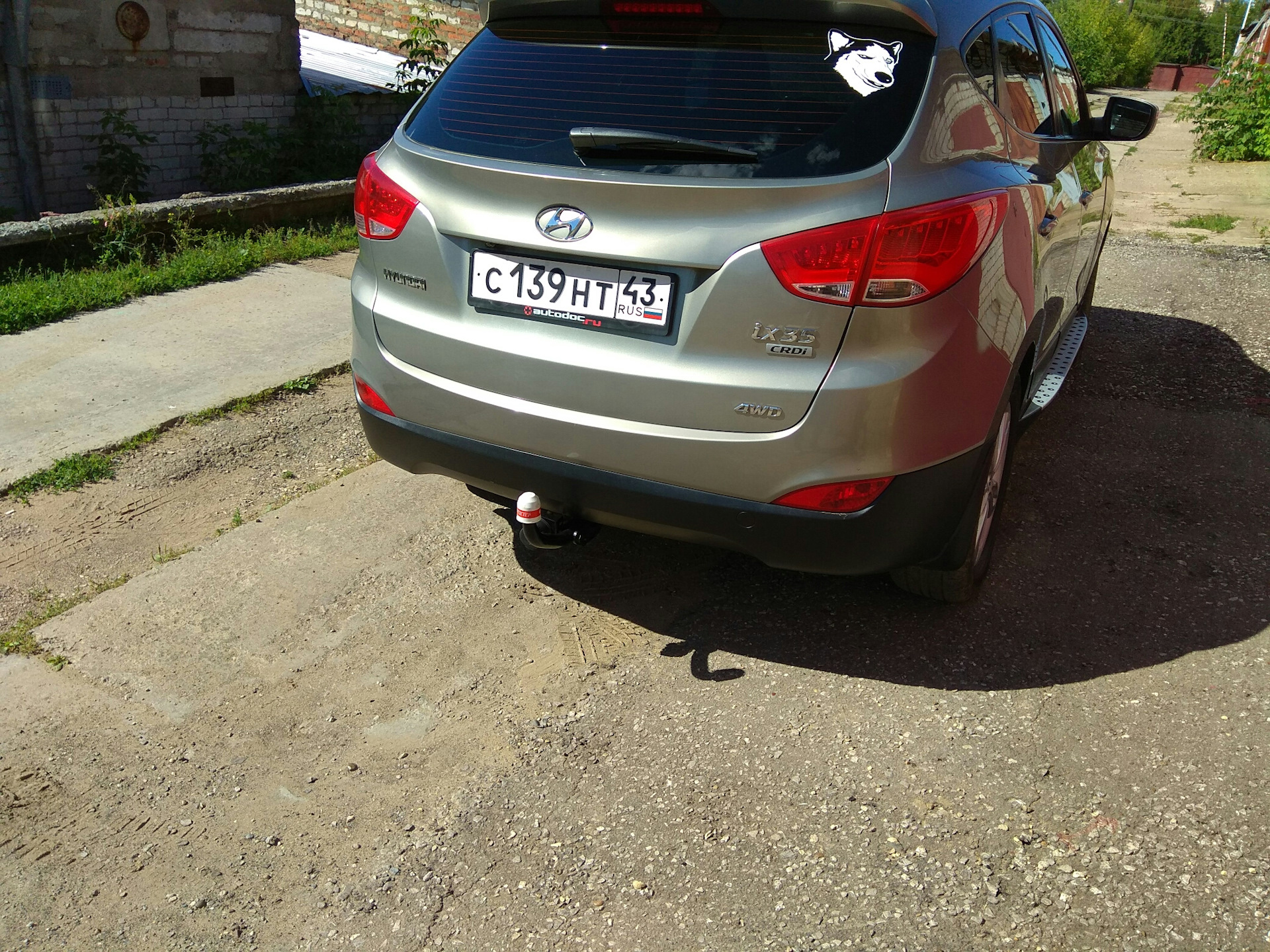 Фаркоп ix35. Хендай ix35 с прицепом