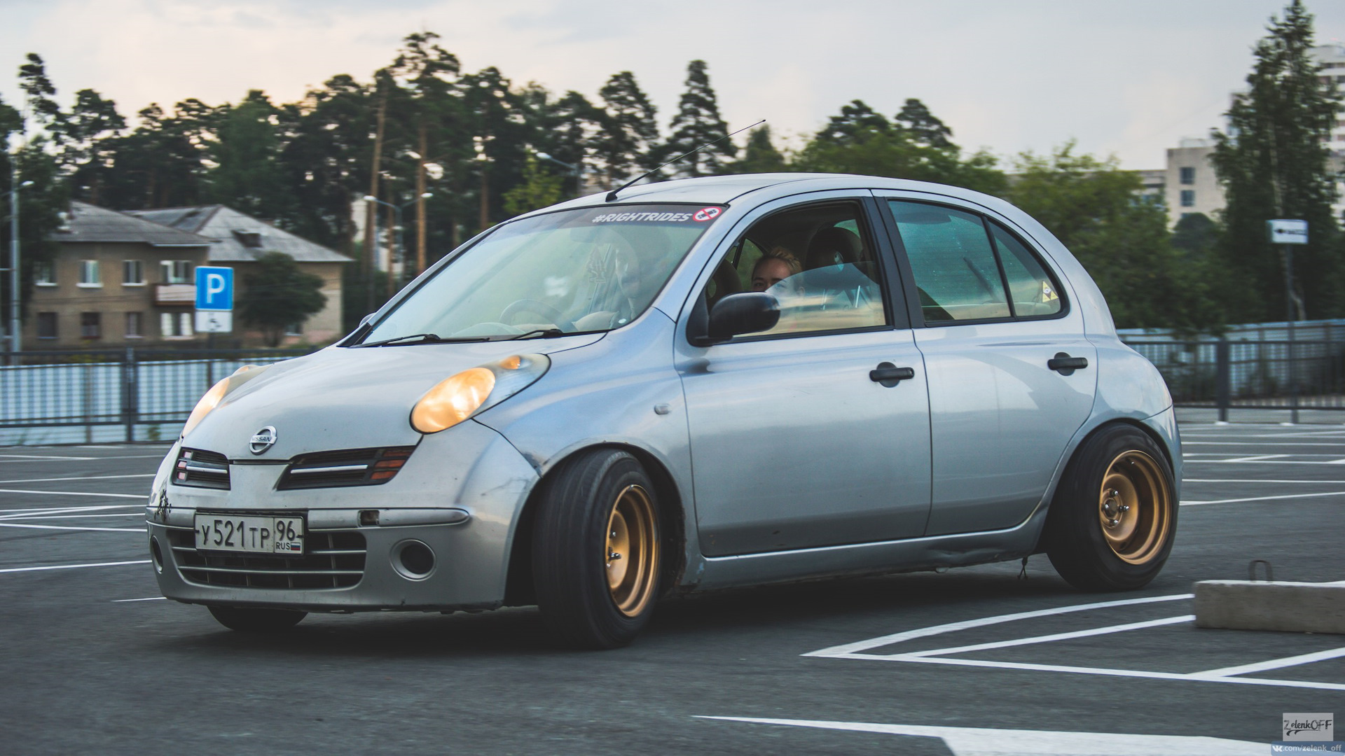 Nissan March k12 stance