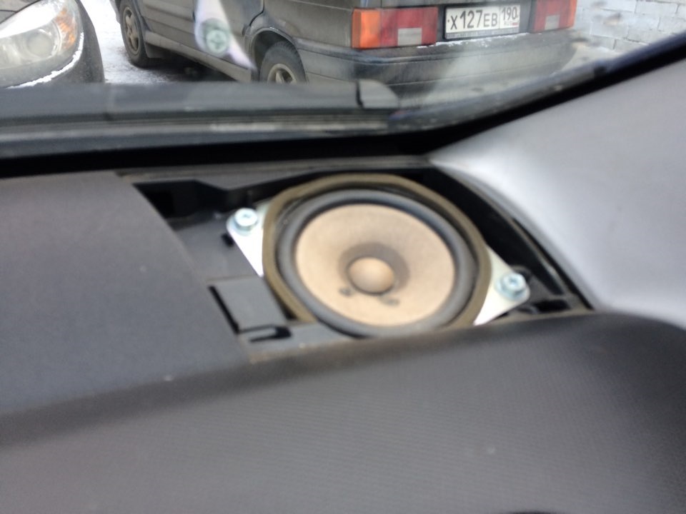 Хрипят динамики — Peugeot 107, 1 л, 2008 года | автозвук | DRIVE2