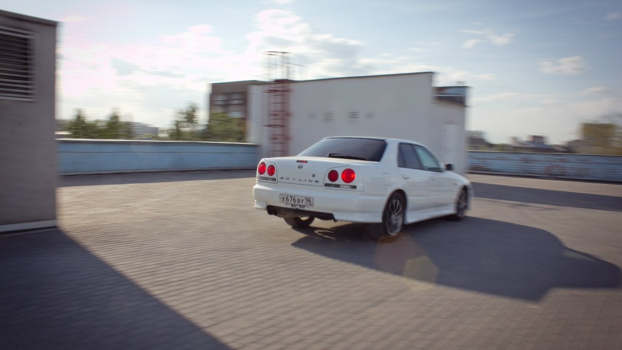 Nissan Skyline (R34) 2.5 бензиновый 1998 | Перламутровый беспредел на DRIVE2