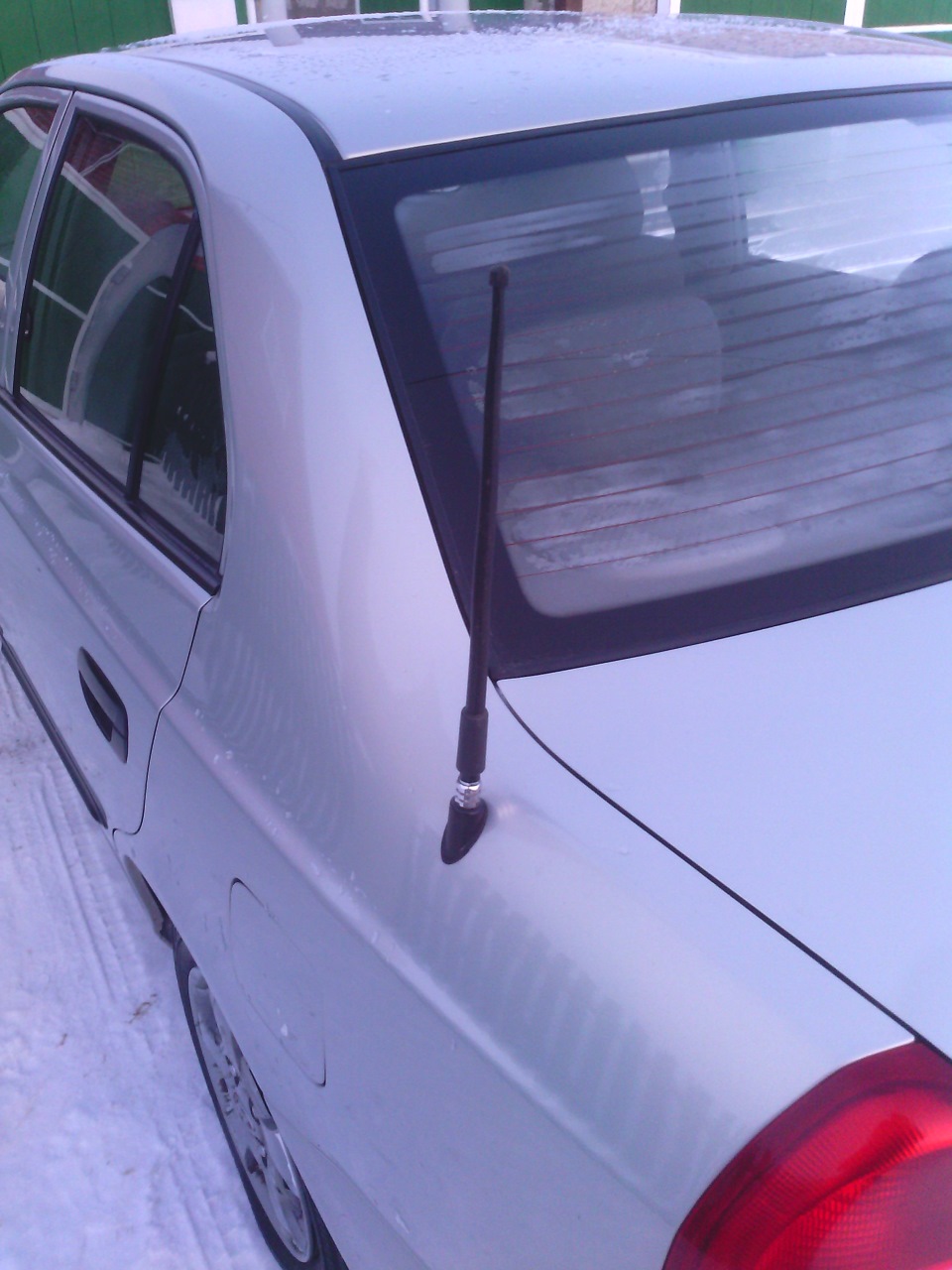 Антенна от "трактора" )) — Hyundai Accent (2G), 1,5 л, 2008 года ...