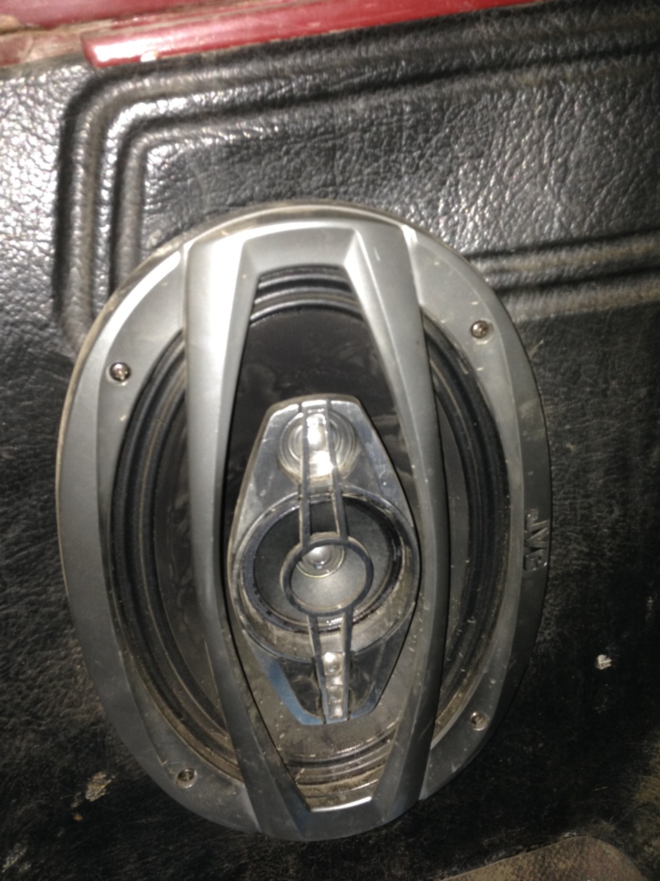 Более менее нормальная музыка в ниве — Lada 4x4 3D, 1,6 л, 1991 года ...