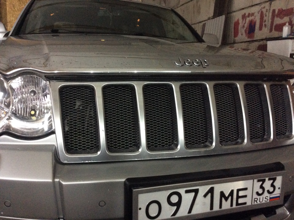 Передняя решетка — Jeep Grand Cherokee (WK), 3 л, 2008 года | тюнинг ...