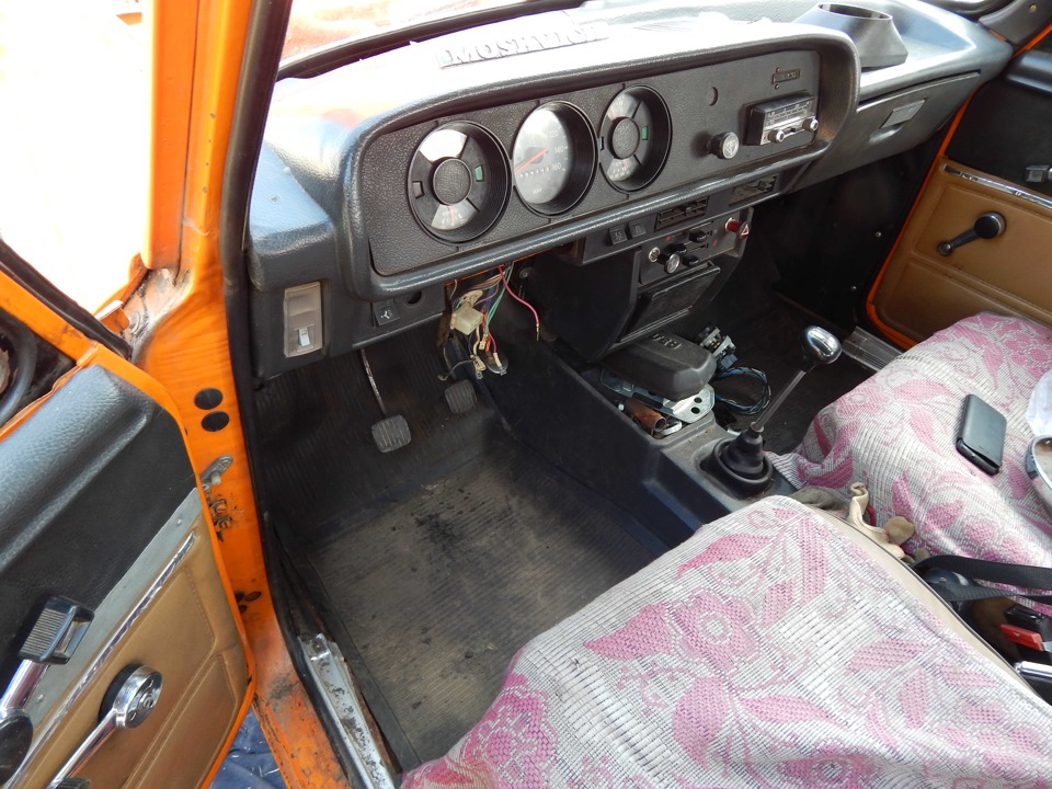 Ремонт Митсубиси Кольт : Аккумулятор - снятие и установка Mitsubishi Colt