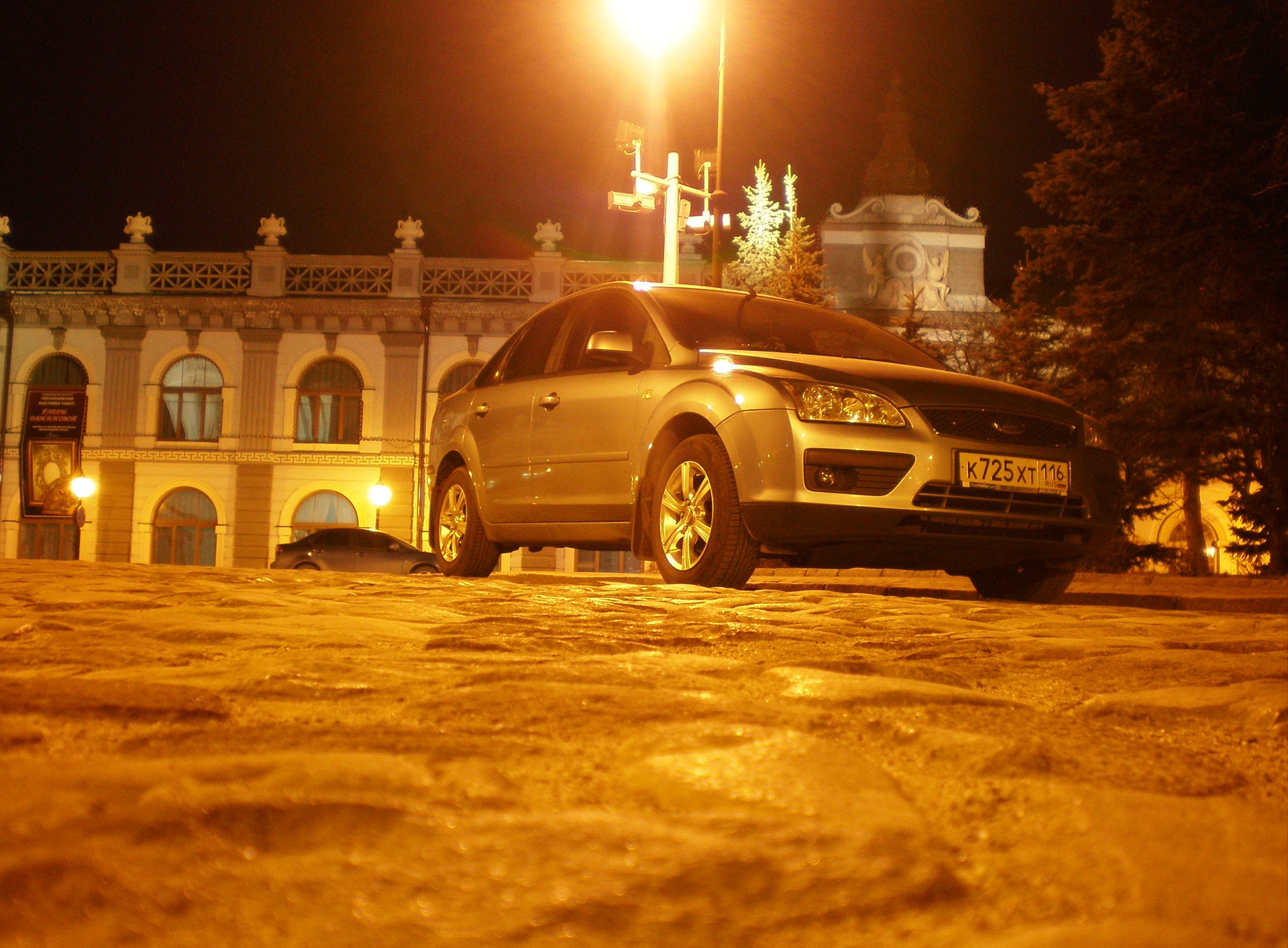 Ночная Казань на машине