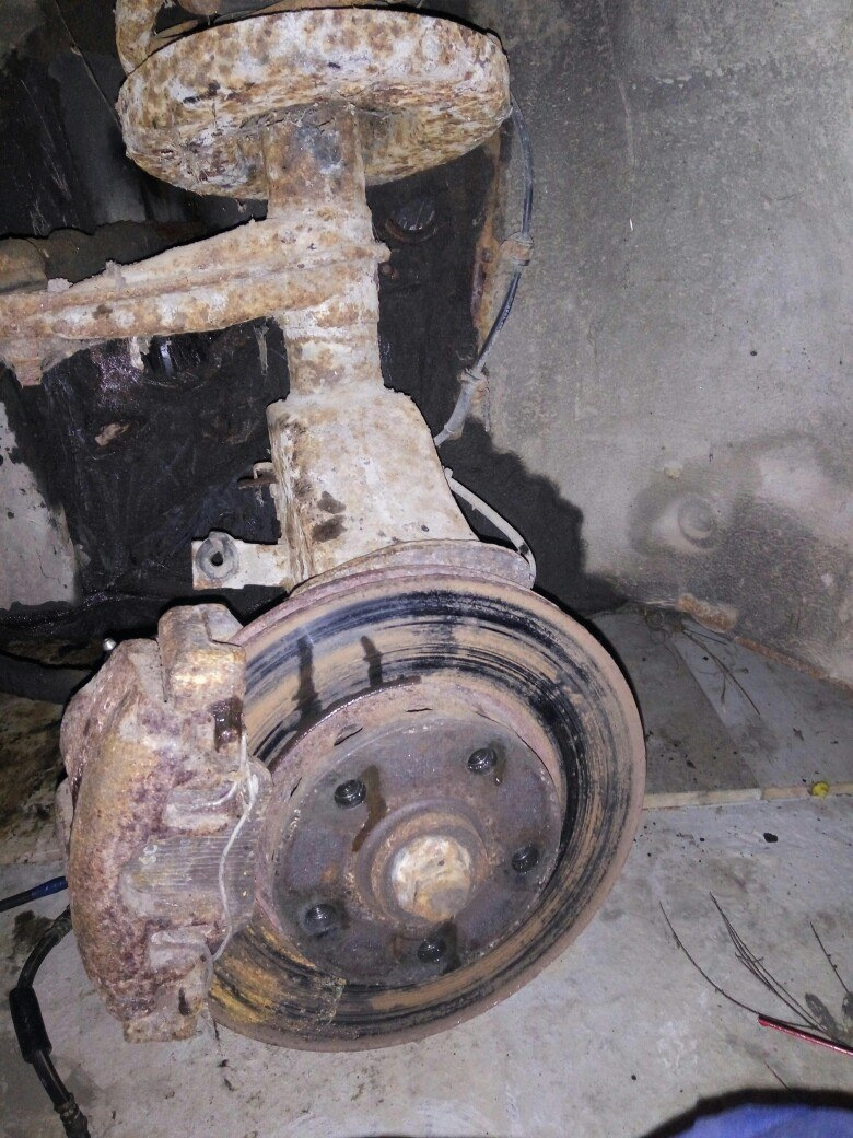 Тормозная система и сцепление — Audi 100 (C3), 2,2 л, 1990 года ...