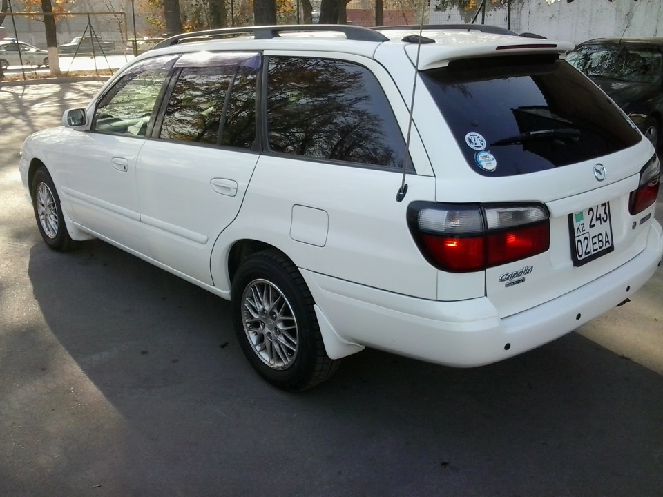 Мазда капелла работает. Мазда капелла универсал 1997. Mazda Capella Wagon 2001. Мазда капелла 2.5 v6. Мазда капелла 5.