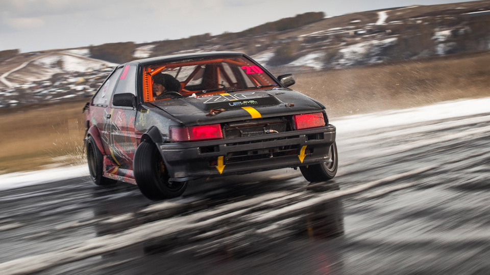 Toyota Corolla Levin HellYeah86