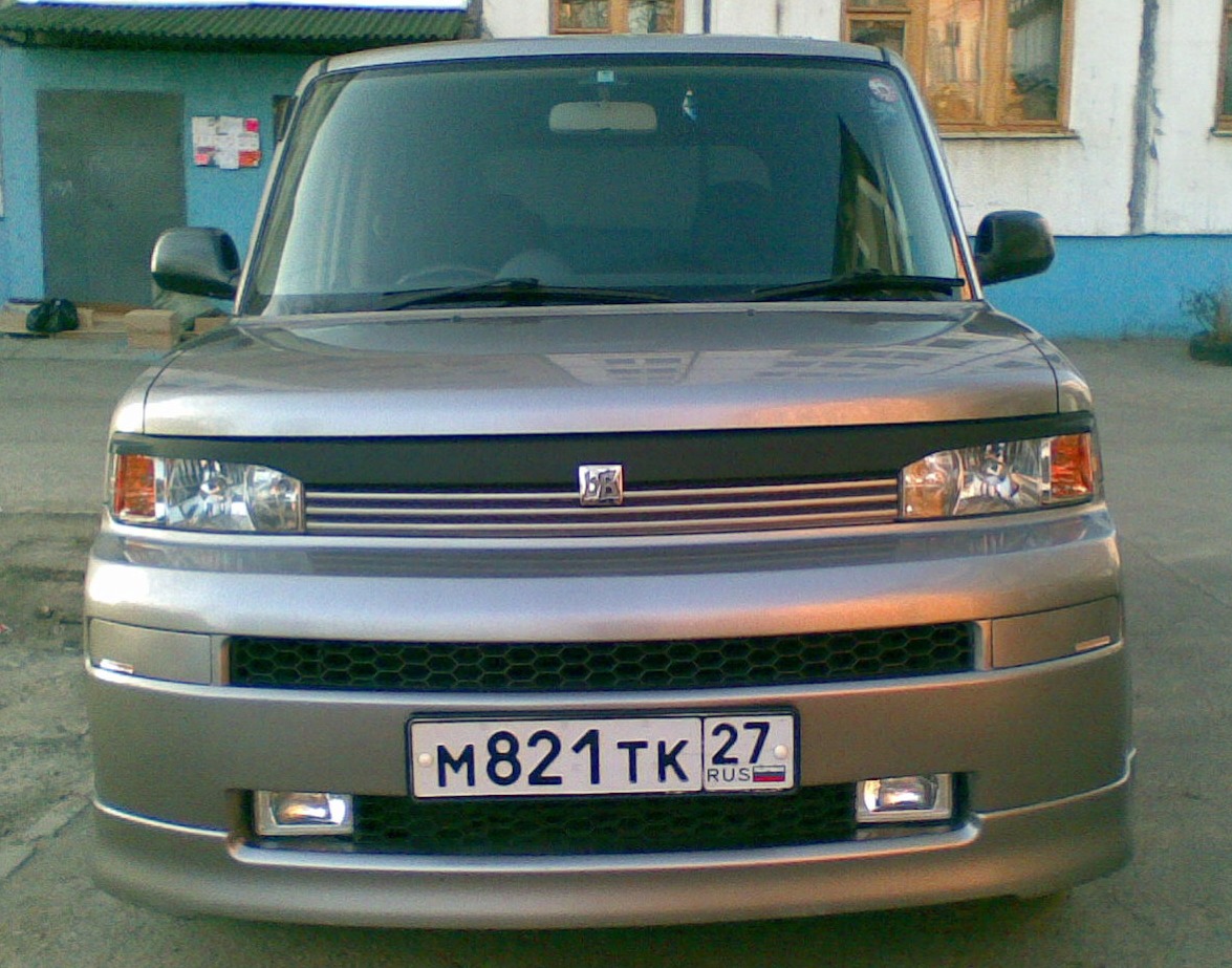   Toyota bB 13 2004