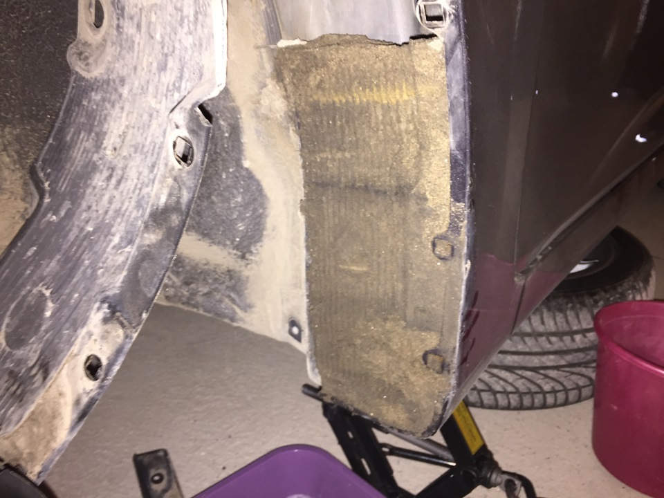 Добываем чернозем из-под крыла))) — Hyundai Solaris, 1,6 л, 2011 года ...