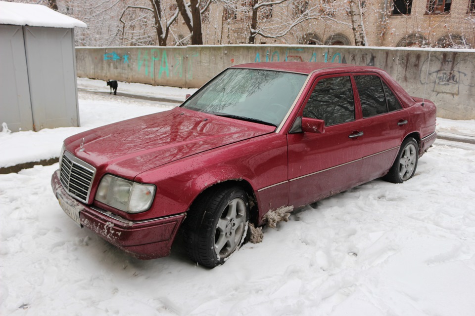 Цвет машины точно не надоест) — Mercedes-Benz E-Class (W124), 3,2 л ...