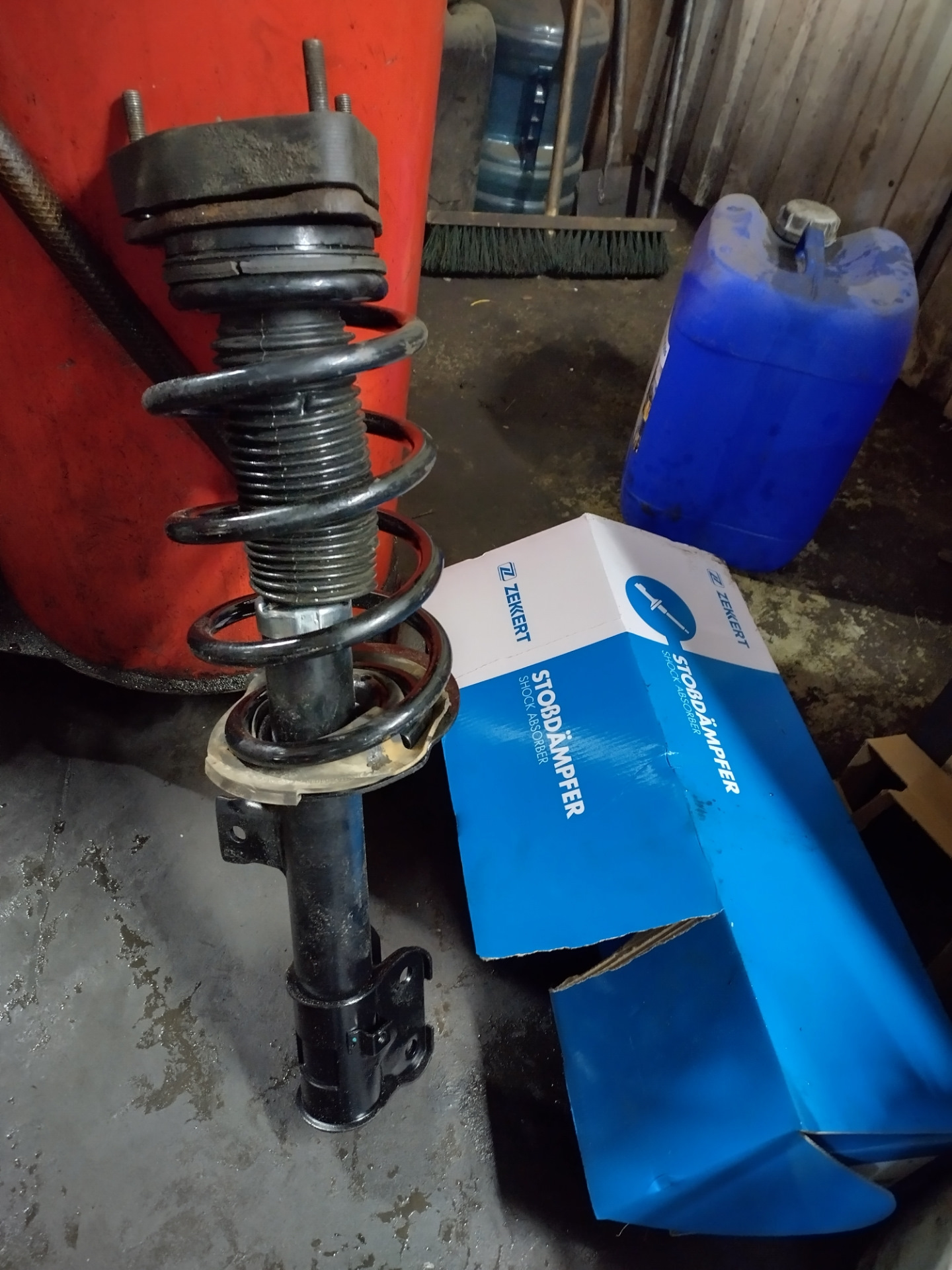 Передок — KIA Sorento (2G), 2,2 л, 2012 года плановое ТО DRIVE2