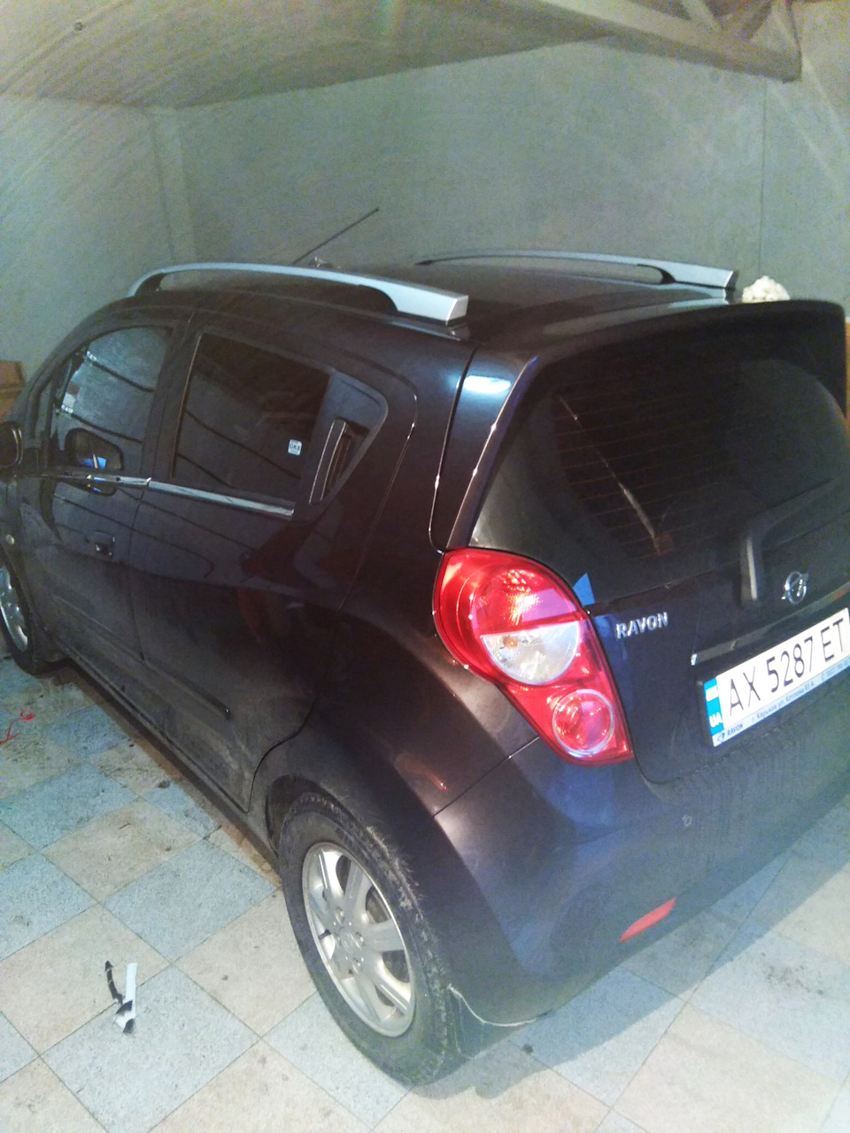 Вид сбоку. Фото конечно не очень. В живую лучше. — Ravon R2