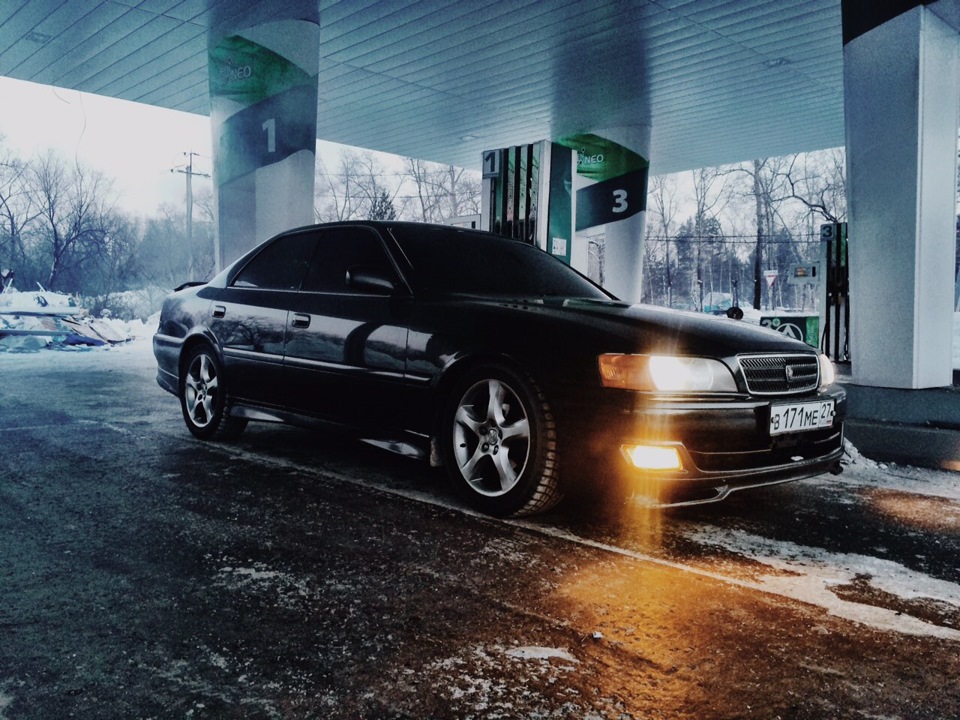 Техцентр tourerv. Toyota Chaser 90 Art. Toyota Chaser 90 off Drive. Tourer v Хабаровск. Чайзер возле дома.