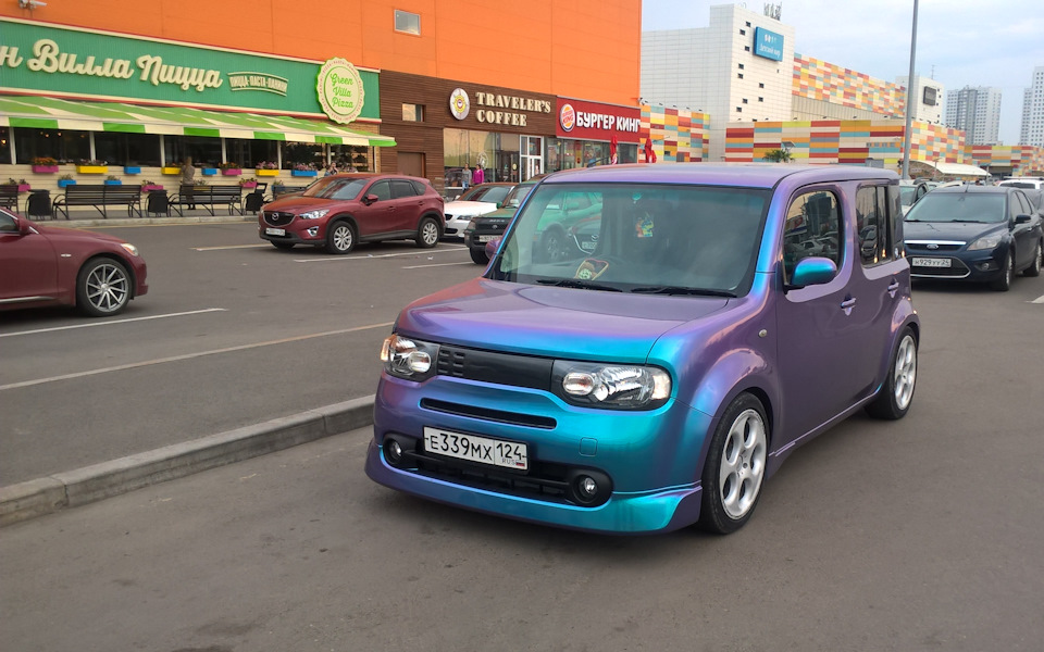 Nissan Cube z12 Japan