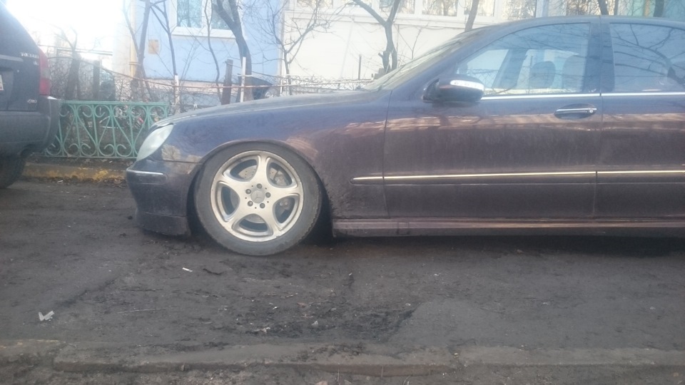 Mercedes w220 с упавшей пневмой