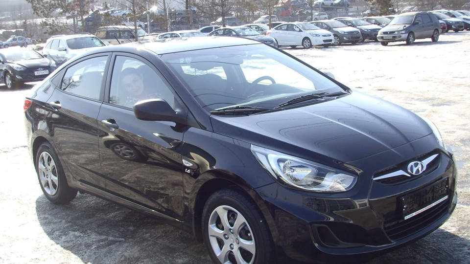 Hyundai Solaris 1.6 бензиновый 2012 | Черный 1,6 автомат на DRIVE2