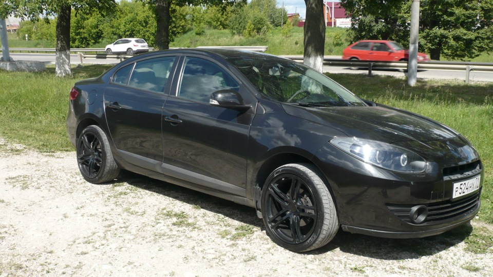 Диски на флюенс фото Теперь одним флю на 18 тут больше - Renault Fluence, 1,6 л, 2011 года колёсные д