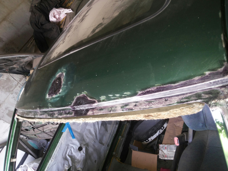 Вырезка старого лобовика, удаление рыжиков с проема лобового стекла и ...