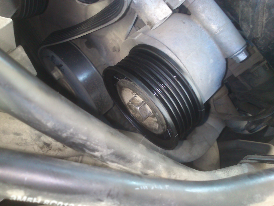 Всё, поставил обратно ролик) — Ford Focus Hatchback II