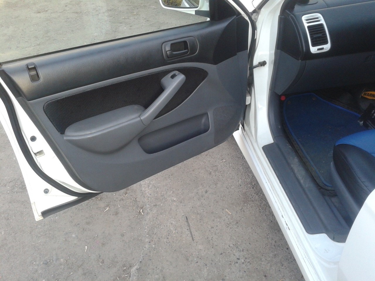 Honda civic дверь. дверь хонда сивик еп3. шумоизоляция двери хонда цивик 4д 2008. дверь хонда цивик 4д.