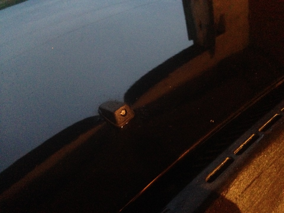 Замена форсунки омывателей лобового стекла — Toyota Corolla (120), 1,4 ...