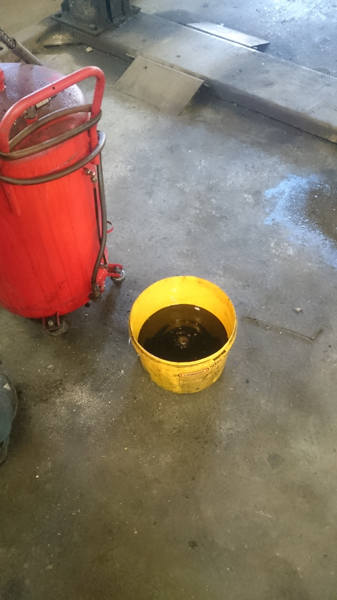 Масло в вариаторе — Nissan Murano II, 3,5 л, 2011 года | визит на ...