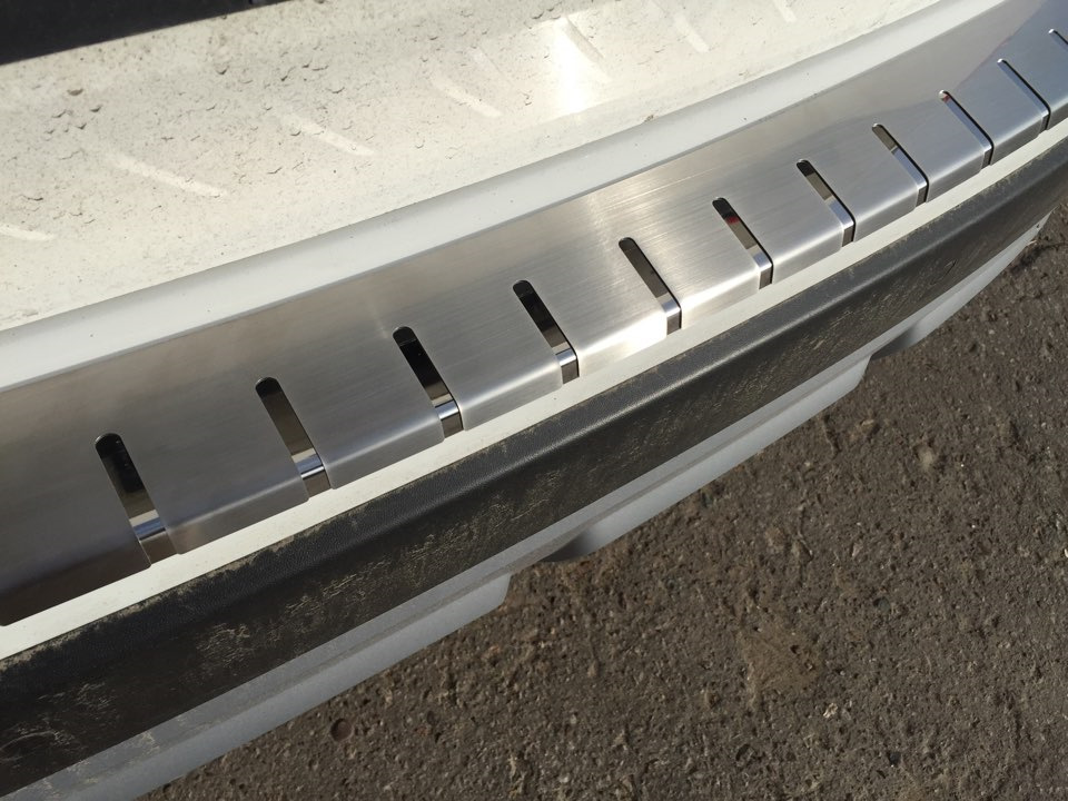 08-1075 alu-frost. Ix55 накладка заднего бампера нержавейка. металлическая накладка на бампер фиат дукато 2012. Lexus rx 2009 накладка на задний бампер нержавейка. Opel zafira накладка бампер.